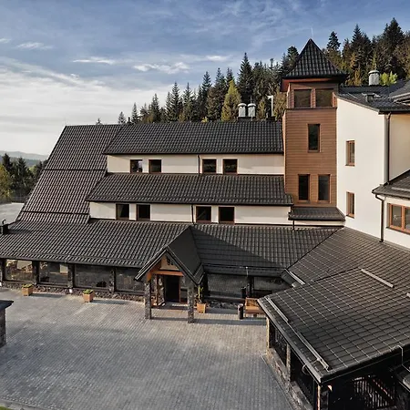 Zywiecki Medical & Sport Zywiec ホテル Przyłęków